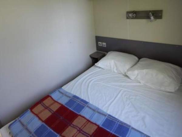 chambre parents mobil-home familial ty ker carnac