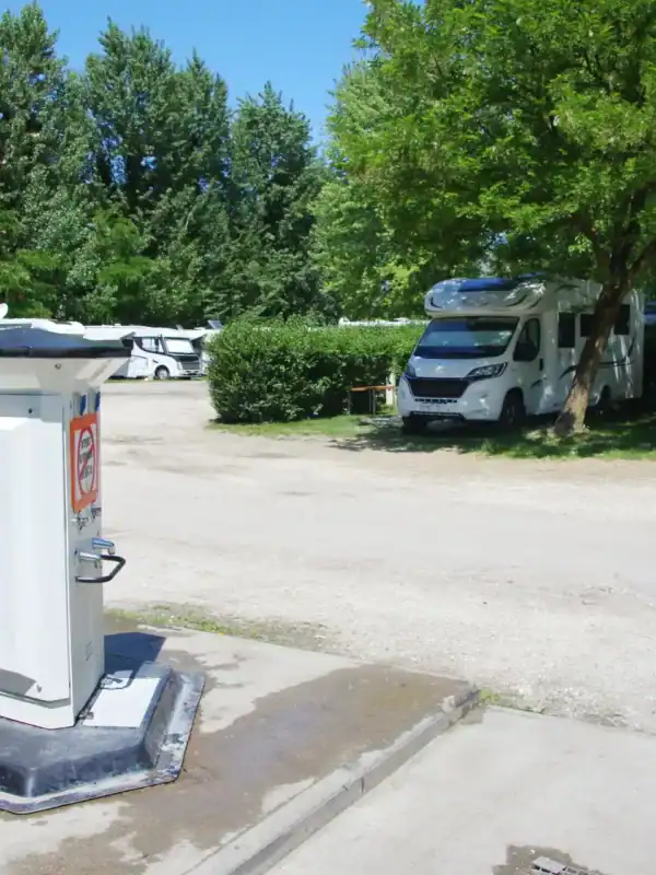 The RV service area, located 500 meters from the Carnac stone circles