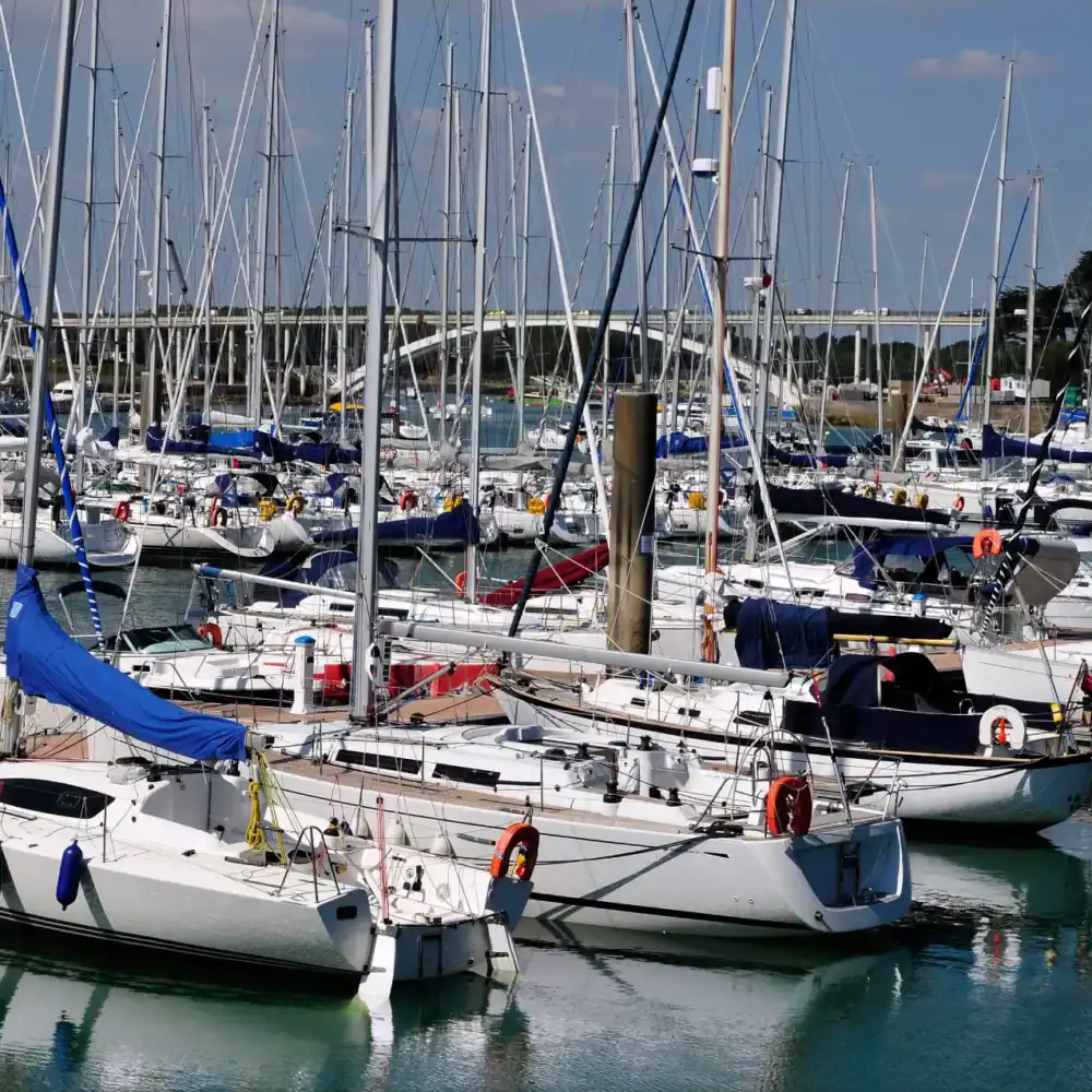, le port de la Trinité-sur-Mer est l'escale incontournable pour les marins et skippers du monde entier